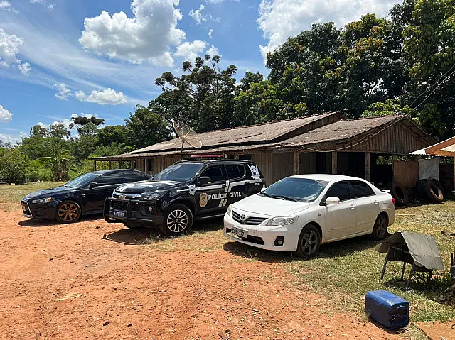 Polícia Civil apreende droga e veículos em Ponta Porã