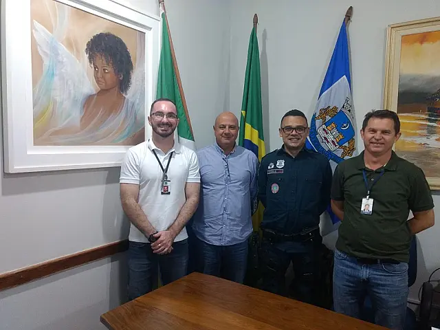 Integrante do 7º Batalhão de PM ministra palestra sobre 'Álcool e Direção' aos acadêmicos da UEMS de Aquidauana