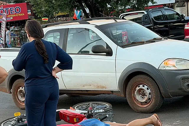 Colisão entre bicicleta elétrica e carro mobiliza bombeiros em Anastácio