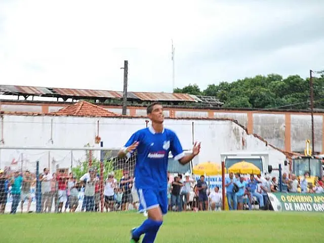 Artilheiro aquidauanense vai para o Brasiliense