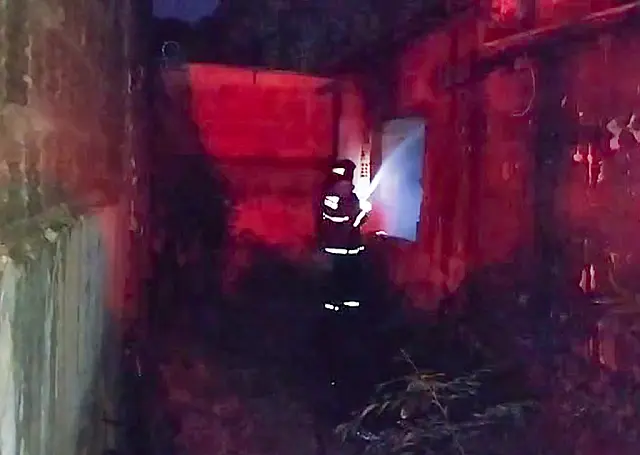 Incêndio atinge residência no Bairro Alta Floresta 2 em Ladário