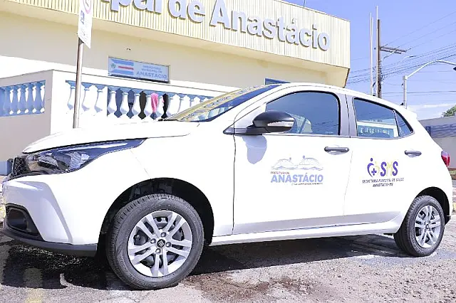 Anastácio entrega dois novos veículos para reforço na saúde