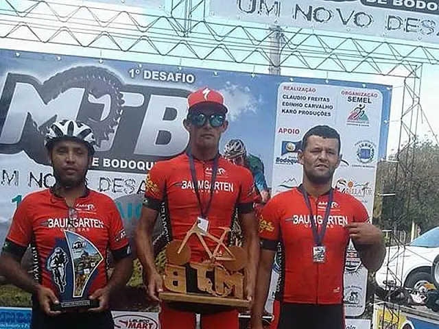 Atletas da AAAC sobem ao pódio em mais uma competição de MTB