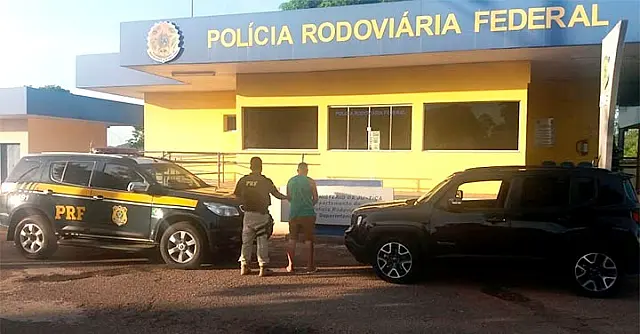 Homem é preso pela PRF tentando chegar à Bolívia com veículo tomado de locadora