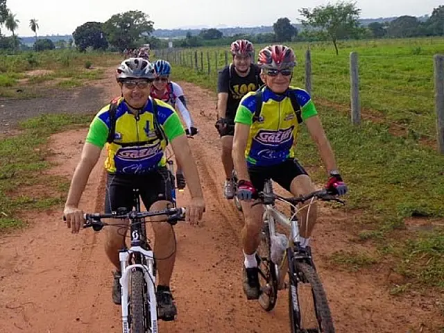 Ciclistas participam do Desafio do Corredor Boiadeiro