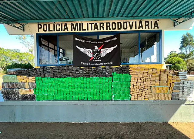Policiais apreendem 1 tonelada de maconha