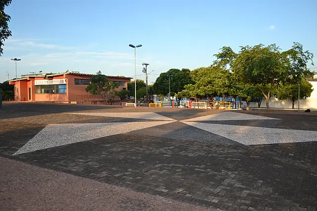 Homem dá socos e tapas em namorada e ainda ameaça a integridade de seus filhos