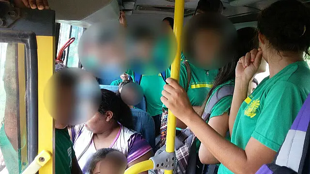 PRF apreende ônibus escolar superlotado e com documento vencido em Anastácio