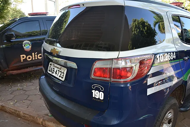 Passageiro de moto xinga policiais e acaba na delegacia em Aquidauana