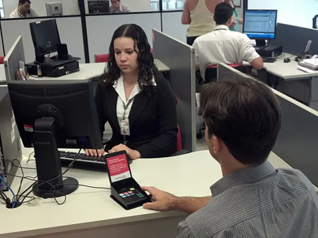 Cliente avalia atendimento de energia em tempo real