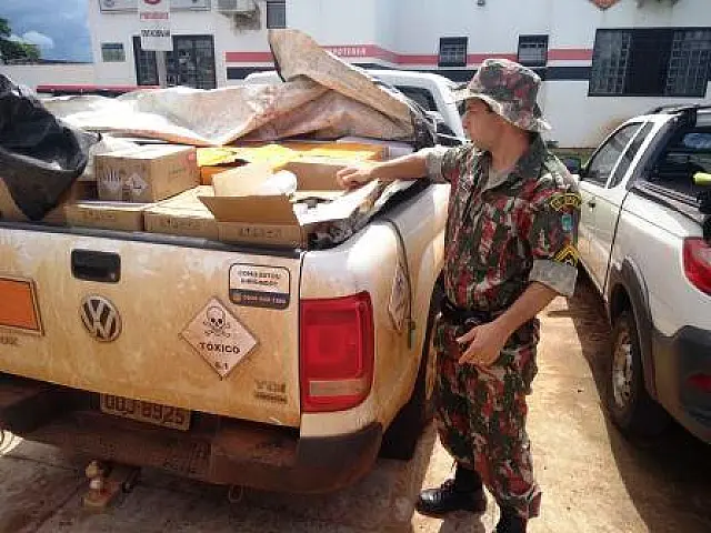 Amarok carregada com agrotóxicos é apreendida por PMA