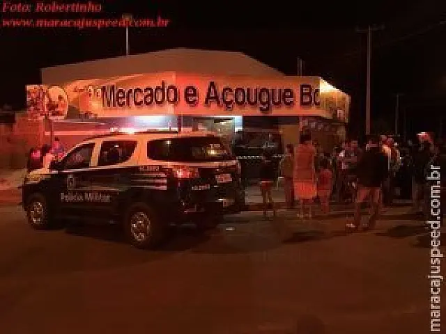 Empresário é executado com cinco tiros de revólver em mercado