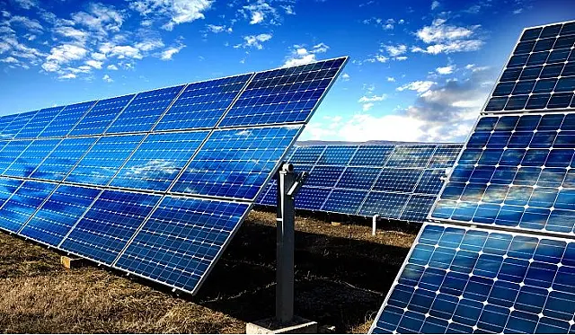 Governo de MS inicia estudos para construir centrais de energia solar