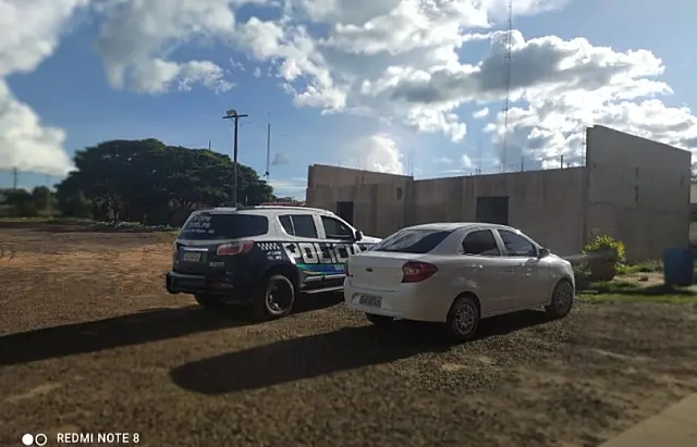 Criança de 10 anos é flagrada dirigindo carro na BR-060