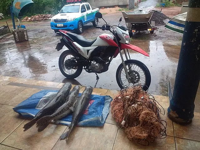 Em Anastácio, PMA prende mecânico com 14kg de pintado e rede de pesca proibida