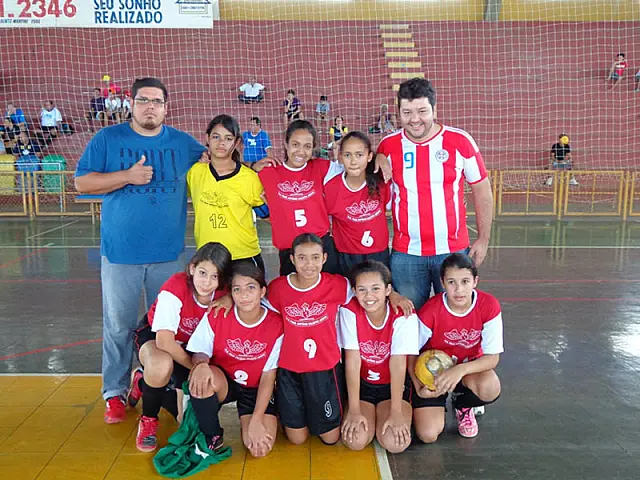 Escola Salústio Areias conquista terceiro lugar no futsal feminino dos Jogos Escolares