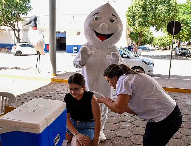 Vacinação contra dengue tem faixa etária ampliada em Aquidauana