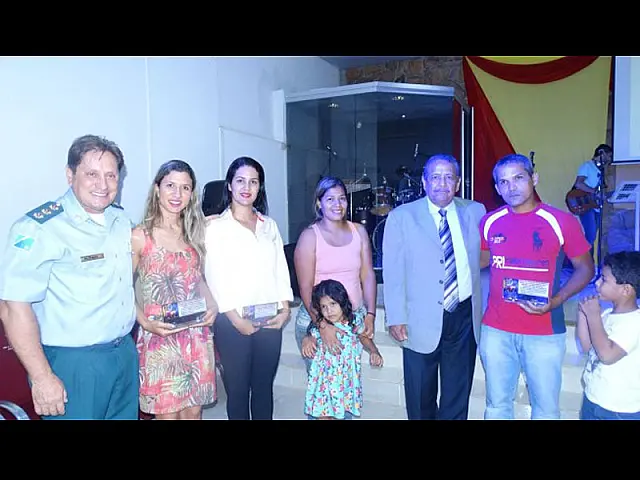 Igreja Quadrangular homenageia Comando do CPA-3 e PMs de Trânsito