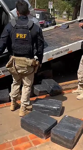 Motorista é preso com carga de 206 kg de maconha em Nova Andradina