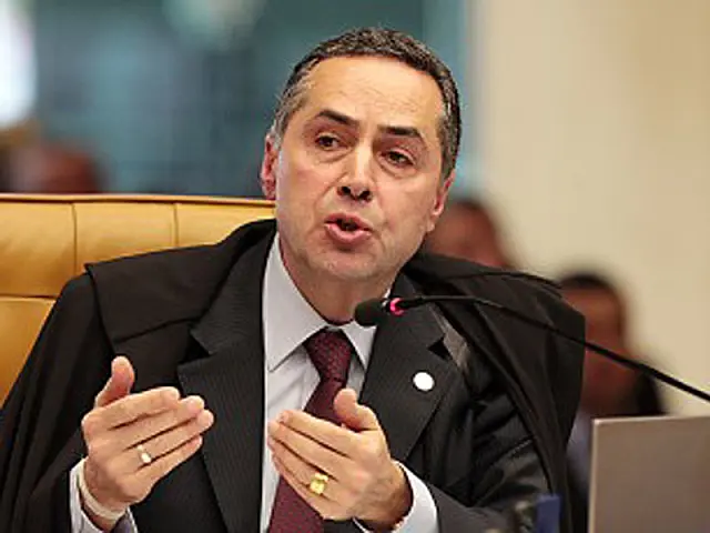 Luís Roberto Barroso é novo relator do processo do mensalão no Supremo