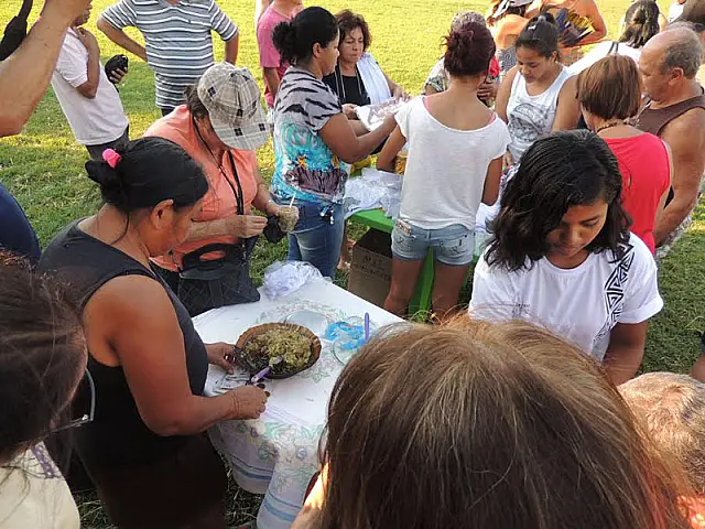 Comunidade da Aldeinha recebe grupo de turistas mineiros