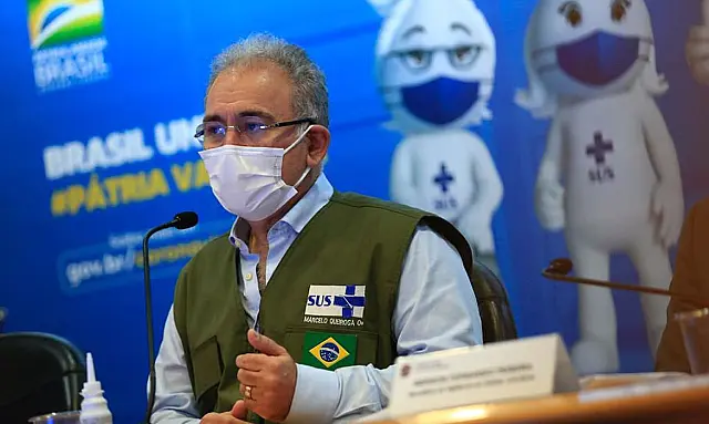 Ministro anuncia doação de 86,7 milhões de doses de vacina da covid-19