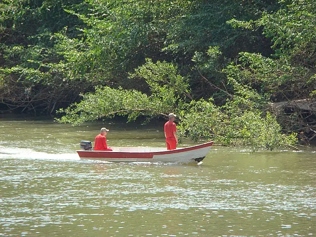 Jovem de 29 anos é socorrido após se afogar no Rio Aquidauana