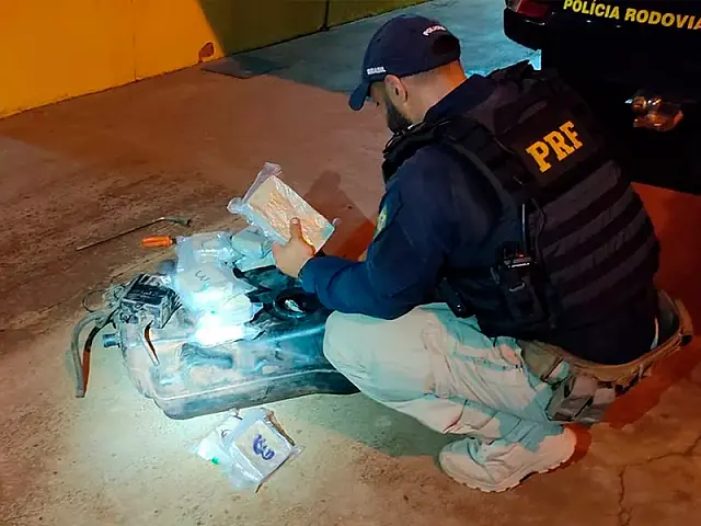 Casal é preso em flagrante com 35 kg de cocaína
