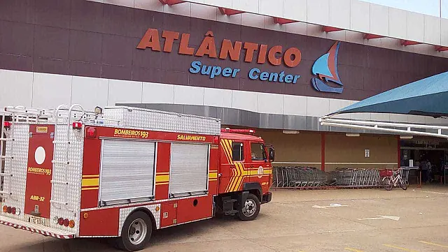 Compartilhada no WhatsApp, informação de incêndio em supermercado é falsa