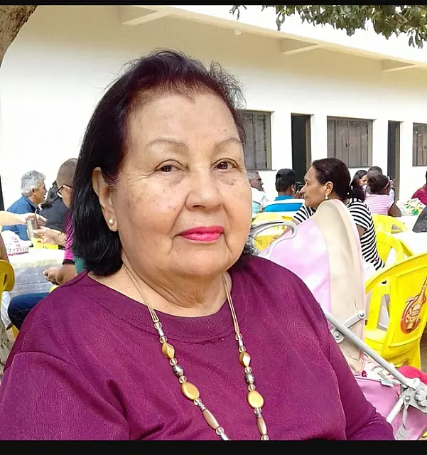 Após divulgar notas de falecimento na cidade, dona Vicentina gravou a divulgação da própria morte