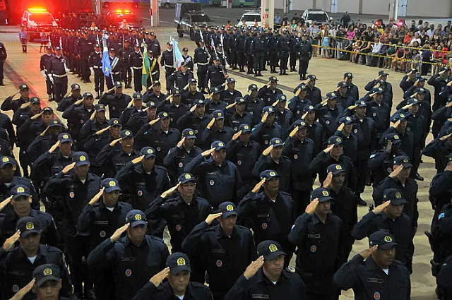 Juiz reconsidera decisão e mantém concurso para PM e Bombeiros