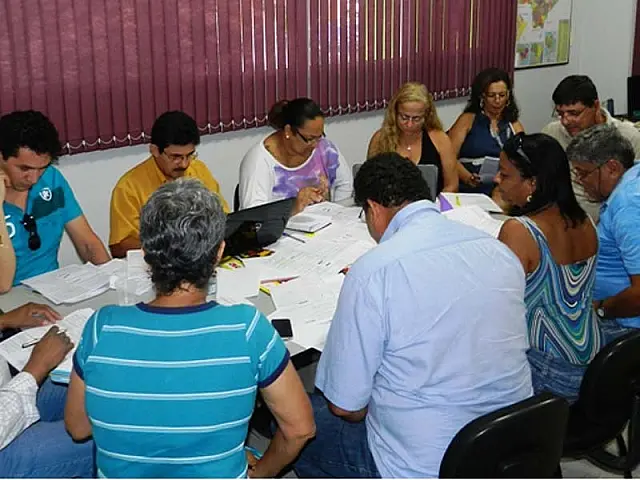Fetems luta por melhorias no Estatuto dos profissionais da Educação