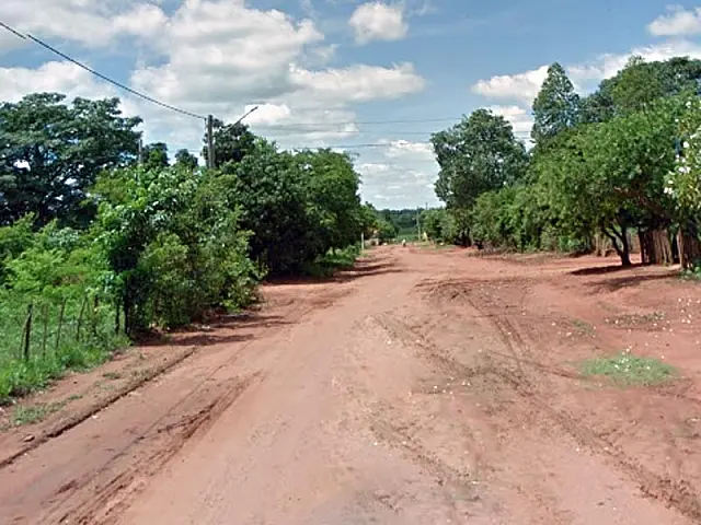 Ciclista adolescente é atropelada por Celta e mobiliza Corpo de Bombeiros