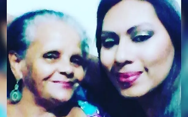 Transexual assumida, Verônica viu o amor vencer ao ser chamada de neta