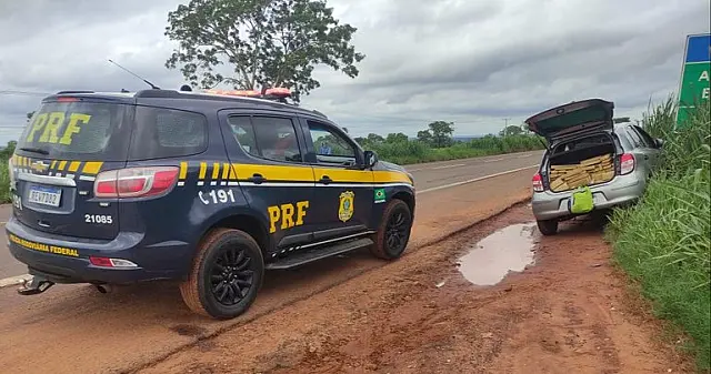 PRF apreende 230 kg de maconha em Bataguassu