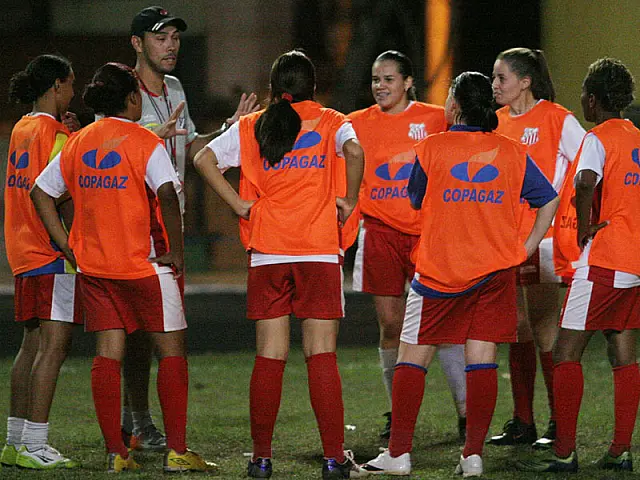 Equipe feminina do Comercial estreia hoje na Copa do Brasil