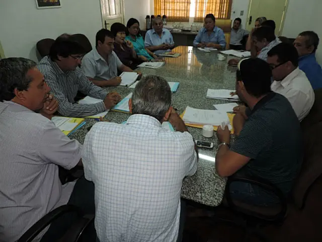 Vereadores se reúnem com a diretoria da Pestalozzi