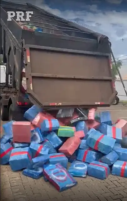 Motorista de MS é preso com 7,2 toneladas de maconha em caminhão