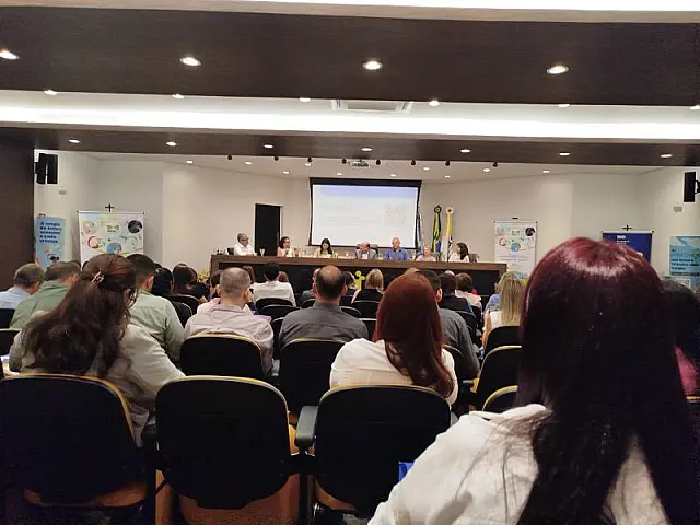 Anastácio participa de encontro estadual de dirigentes da educação