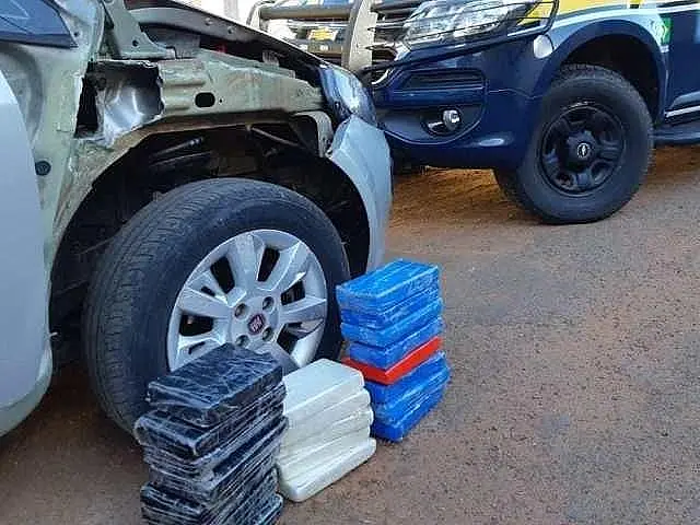 Traficante é preso com cocaína escondida em compartimento oculto de carro