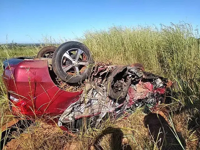 Três morrem em grave acidente na BR-060