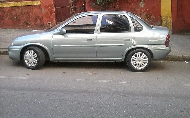 Ao sair de boate no bairro Alto, jovem descobre que teve o carro furtado em Aquidauana