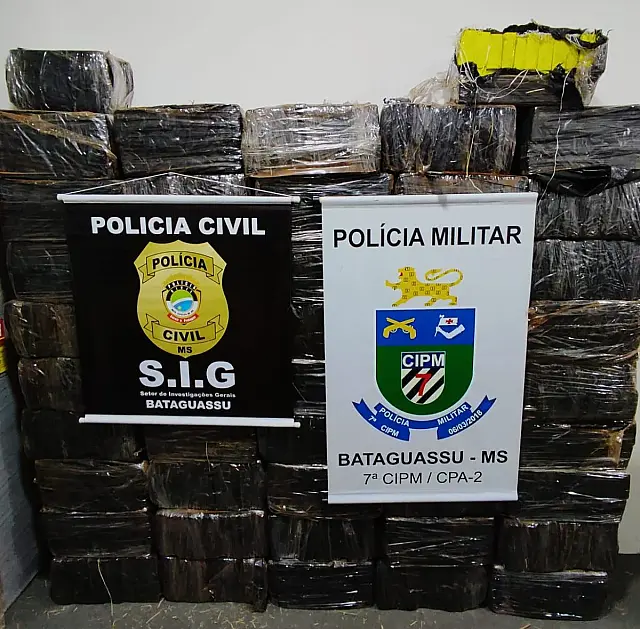 PC e PM apreendem mais de uma tonelada de maconha