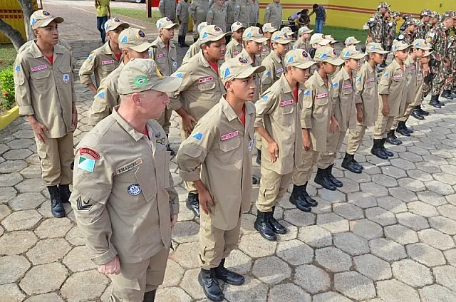 Formatura dos Bombeiros do Amanhã marca também o início da Operação Verão