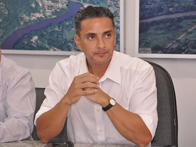 Justiça Eleitoral cassa novamente registro de Fauzi