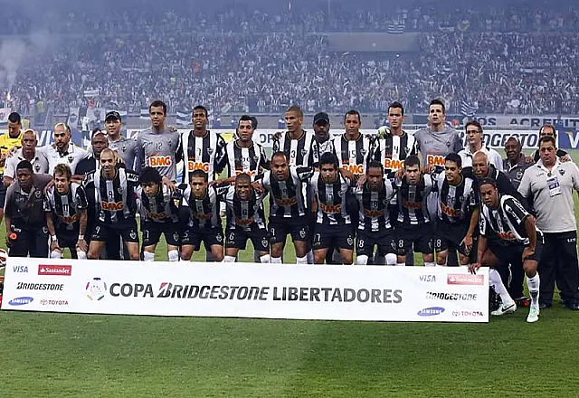 Galo leva título inédito da Libertadores; veja os resultados desta quarta-feira