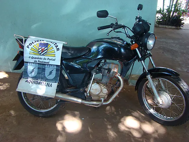 Moto furtada é recuperada pela PM no Parque da Lagoa Comprida