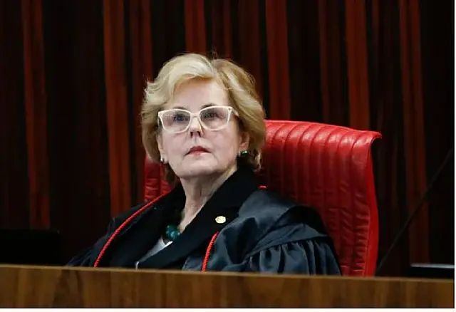 Presidente do STF, Rosa Weber vota pela inconstitucionalidade do orçamento secreto