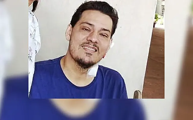 Familiares e amigos se despedem de Luciano Marçal