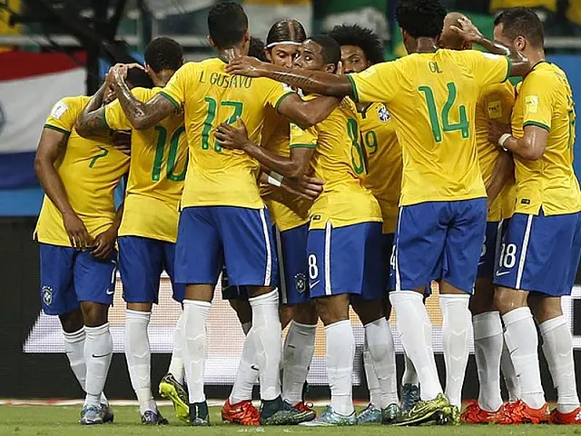 Brasil fecha o ano com vitória sobre o Peru nas Eliminatórias